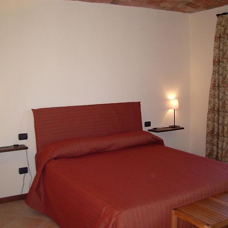 B&B Cascina Gaione Via Gallina,18B 12052 Neive Cn Szoba fotó