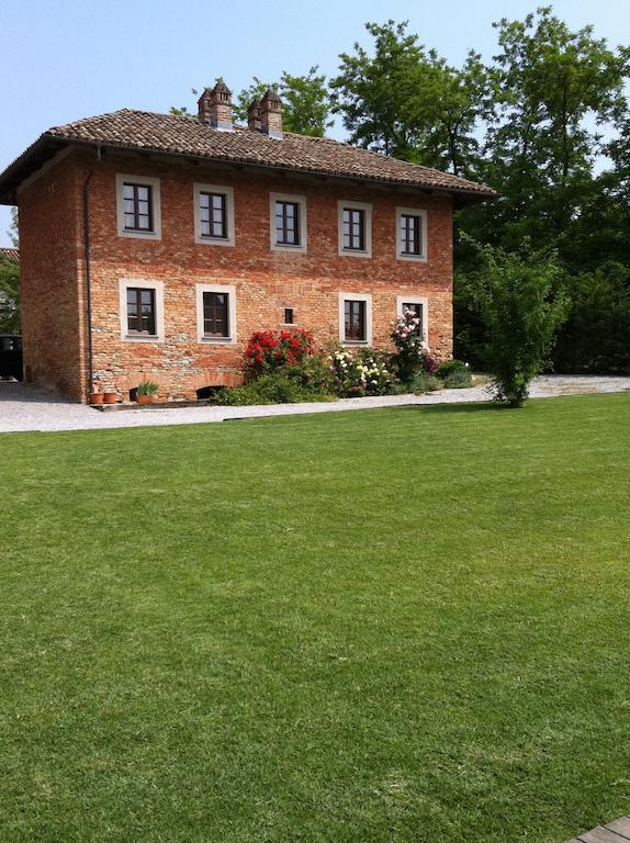 B&B Cascina Gaione Via Gallina,18B 12052 Neive Cn Kültér fotó