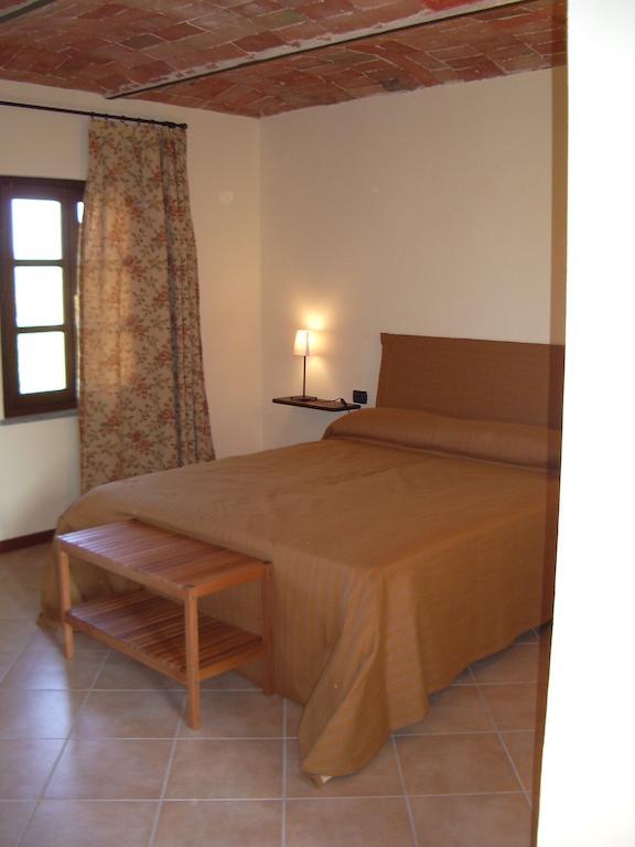 B&B Cascina Gaione Via Gallina,18B 12052 Neive Cn Szoba fotó
