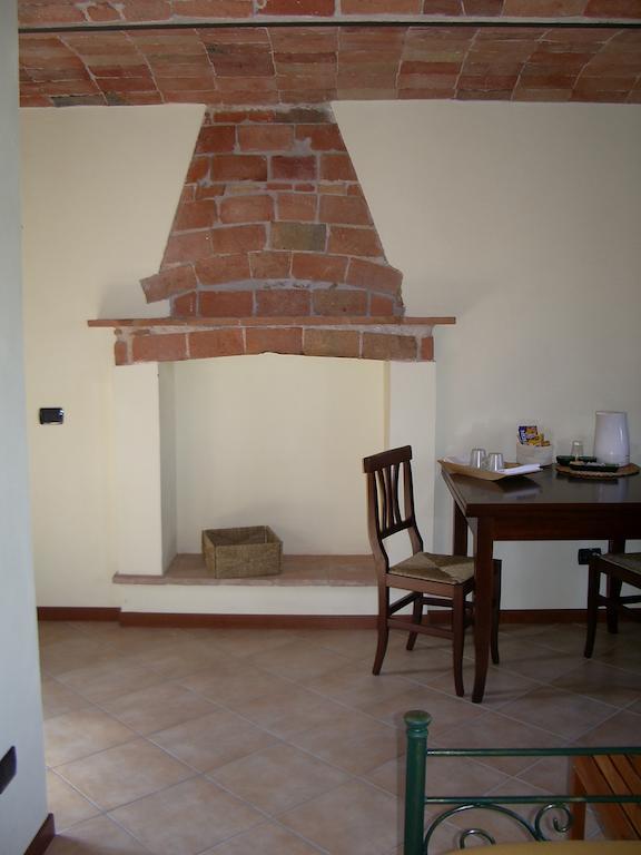 B&B Cascina Gaione Via Gallina,18B 12052 Neive Cn Szoba fotó
